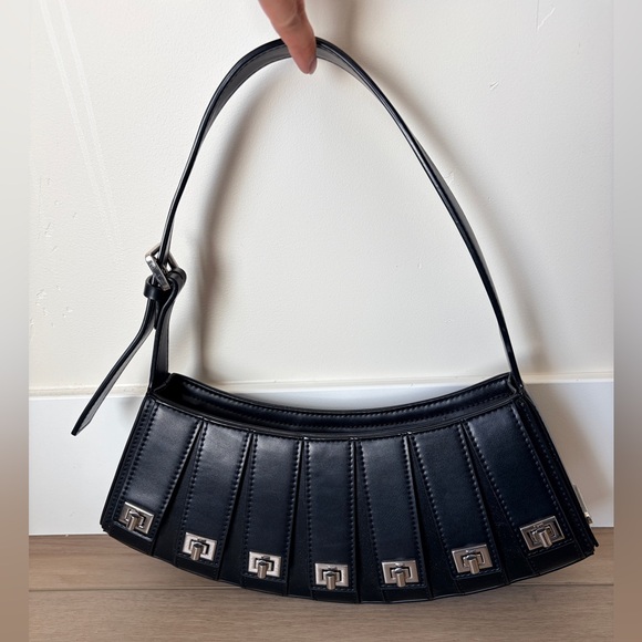 MMCHOKK PIANO Black purse